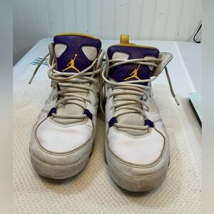 Jordan flight club 91 Lakers, size 8.5